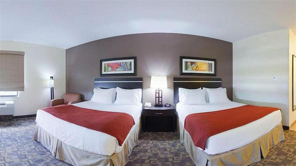 Holiday Inn Express Hotel And Suites Lincoln Airport By Ihg Exterior foto