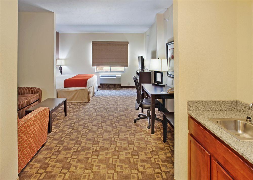 Holiday Inn Express Hotel And Suites Lincoln Airport By Ihg Quarto foto